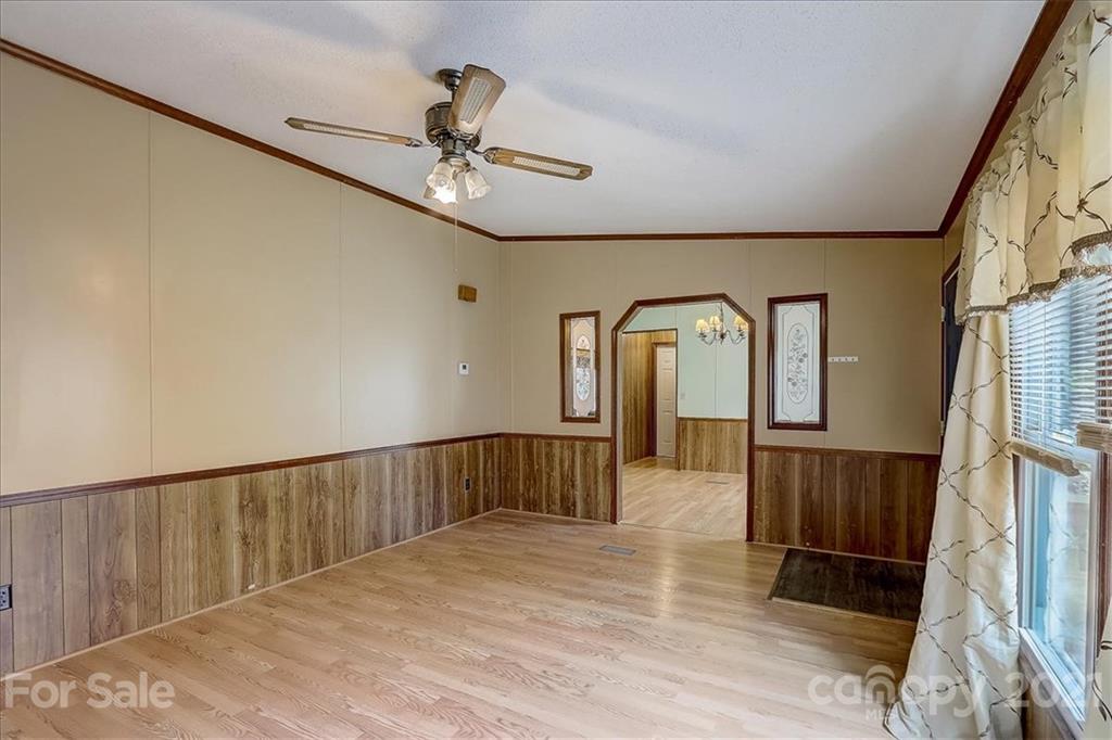 76 Reeves Road Leicester, NC 28748 - Photo 7 of 36 Gallery Image 7