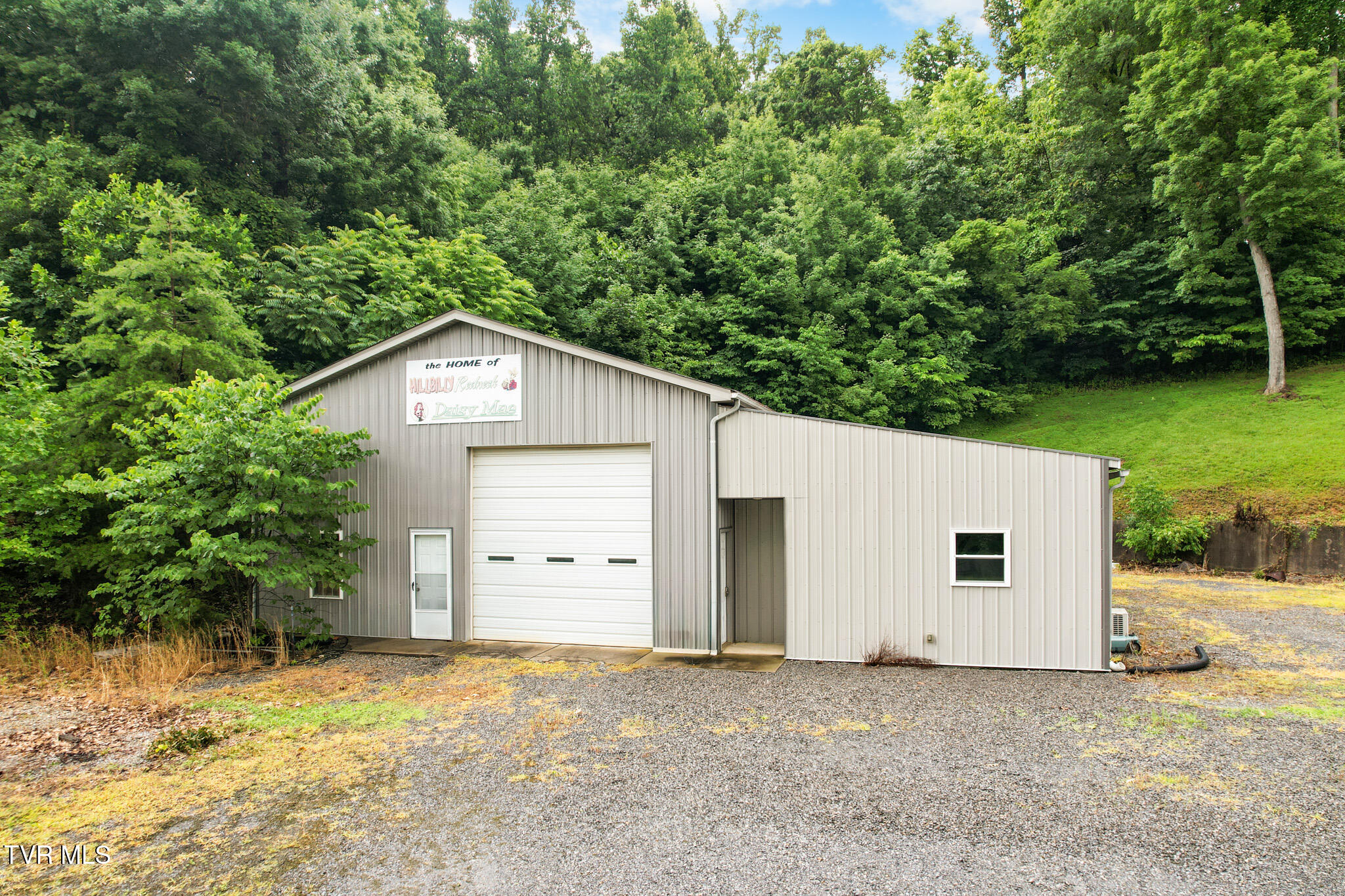 3315 Island Road, Unit 1 Blountville, TN 37617 - Photo 47 of 58 DJI_0173