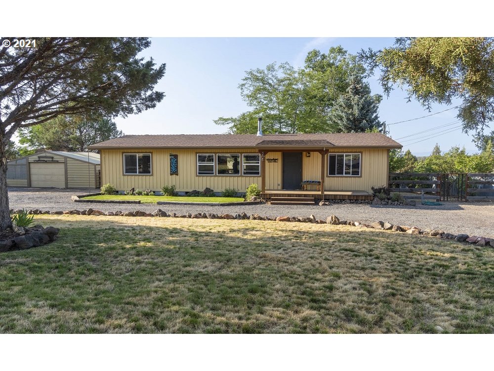 8997 Southwest Meadow Road Terrebonne, OR 97760 - Photo 1 of 25 Gallery Image 1