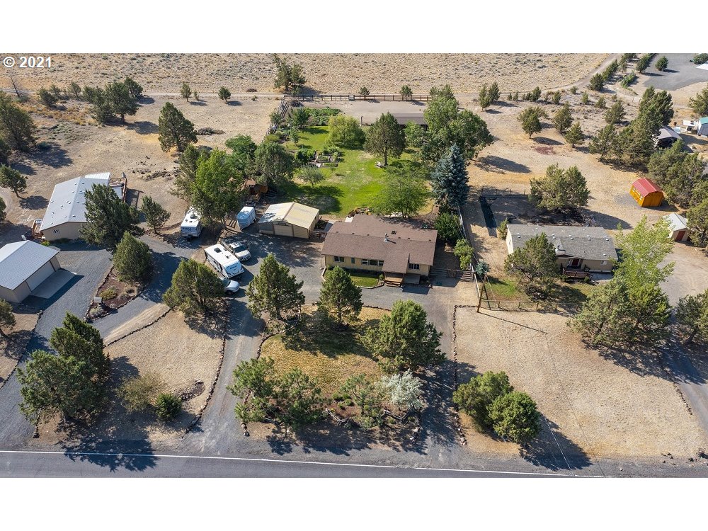 8997 Southwest Meadow Road Terrebonne, OR 97760 - Photo 19 of 25 Gallery Image 19