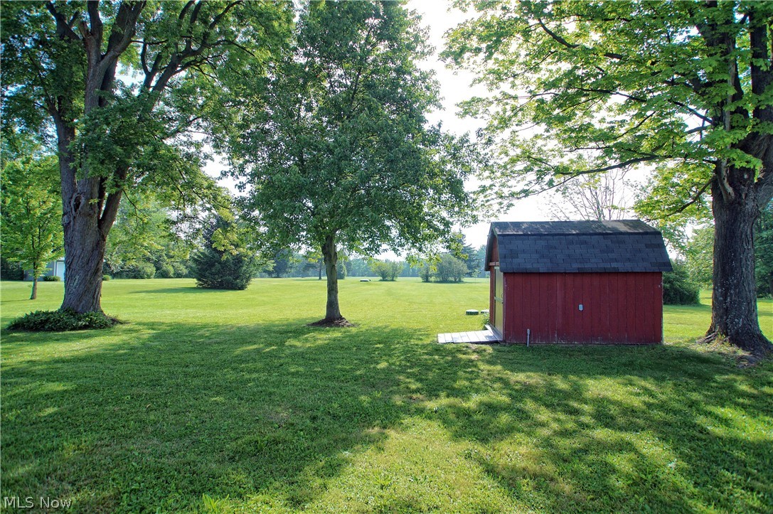 13583 Ravenna Road Chardon, OH 44024 - Photo 27 of 31