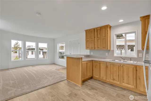 $84,900 | 18320 35th Place South, Unit 384, SeaTac, WA 98188