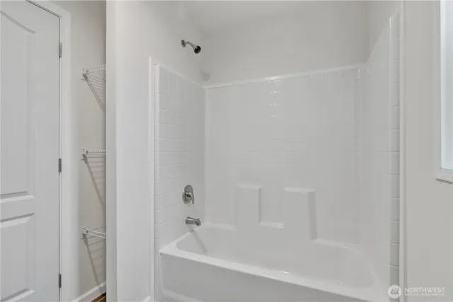 $84,900 | 18320 35th Place South, Unit 384, SeaTac, WA 98188