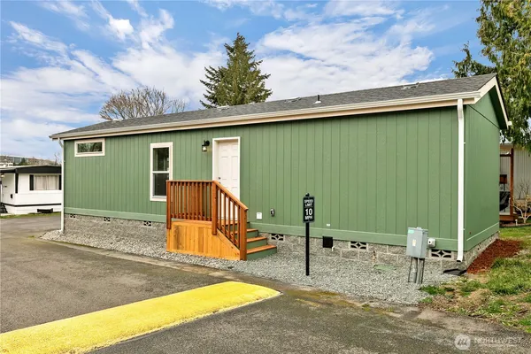 $84,900 | 18320 35th Place South, Unit 384, SeaTac, WA 98188