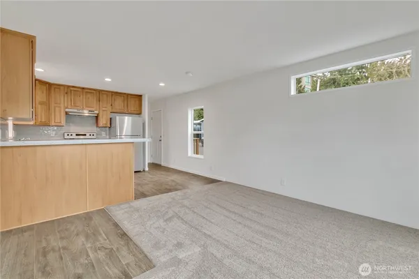 $84,900 | 18320 35th Place South, Unit 384, SeaTac, WA 98188