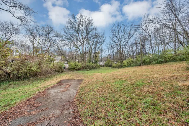 $299,000 | 911 Douglas Avenue, Nashville, TN 37206