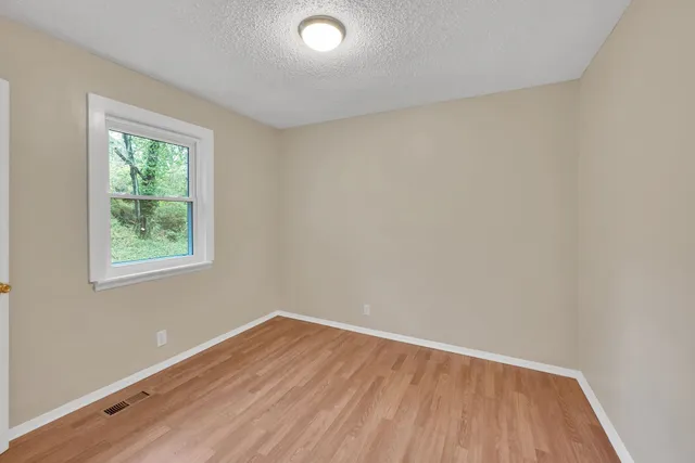 $299,000 | 911 Douglas Avenue, Nashville, TN 37206