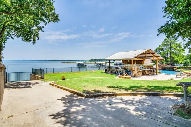 $2,895,000 | 6600 Wells Burnett Road, Fort Worth, TX 76135