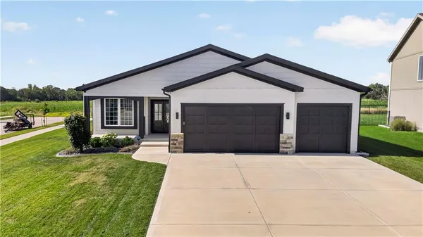 $539,950 | 31757 West 168th Court, Gardner, KS 66030