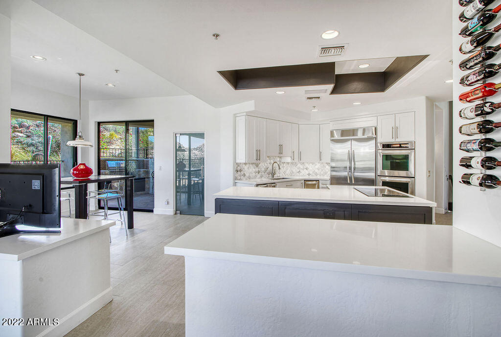 10801 East Happy Valley Road, Unit 113 Scottsdale, AZ 85255 - Photo 22 of 96 Chefs kitchen
