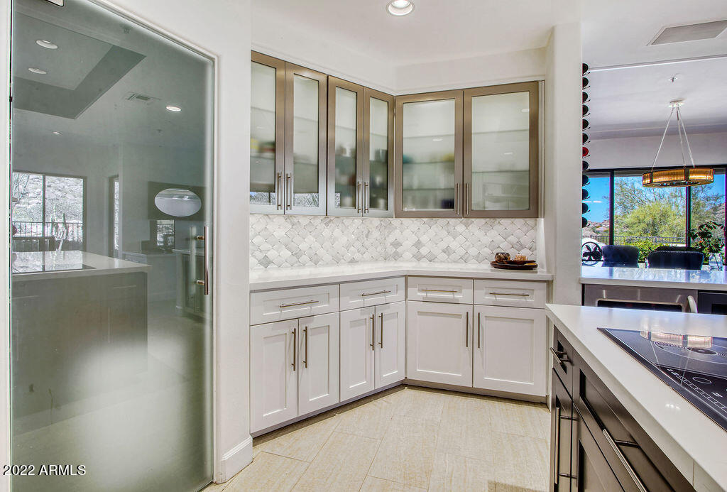 10801 East Happy Valley Road, Unit 113 Scottsdale, AZ 85255 - Photo 23 of 96 Custom cabinets
