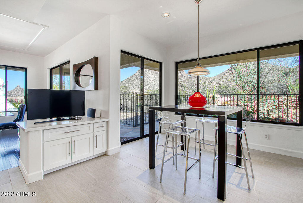 10801 East Happy Valley Road, Unit 113 Scottsdale, AZ 85255 - Photo 28 of 96 Breakfast nook