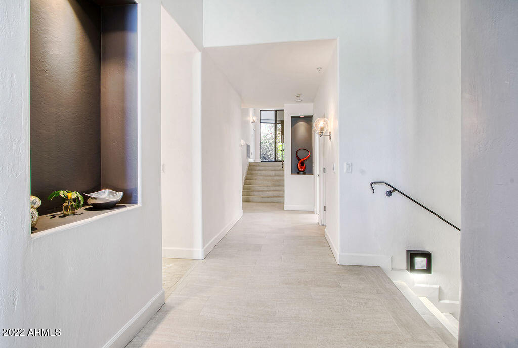 10801 East Happy Valley Road, Unit 113 Scottsdale, AZ 85255 - Photo 29 of 96 Hallway