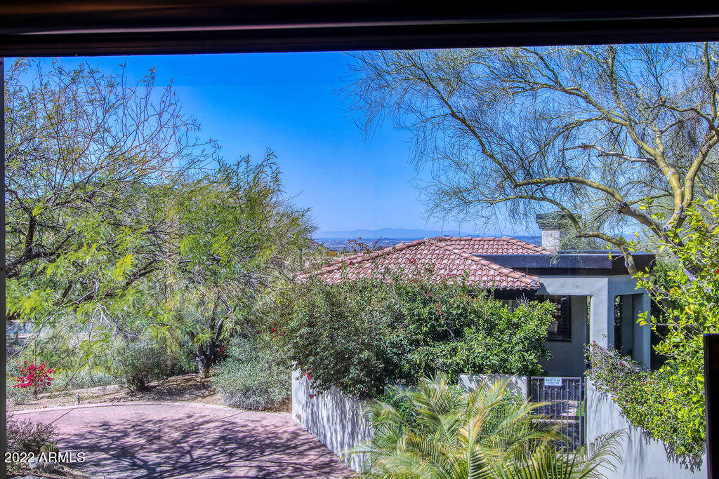 10801 East Happy Valley Road, Unit 113 Scottsdale, AZ 85255 - Photo 37 of 96 Office/den views
