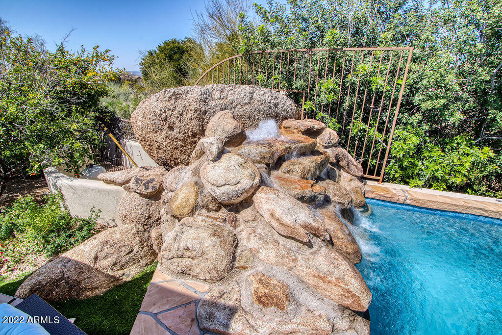 10801 East Happy Valley Road, Unit 113 Scottsdale, AZ 85255 - Photo 72 of 96 Water feature