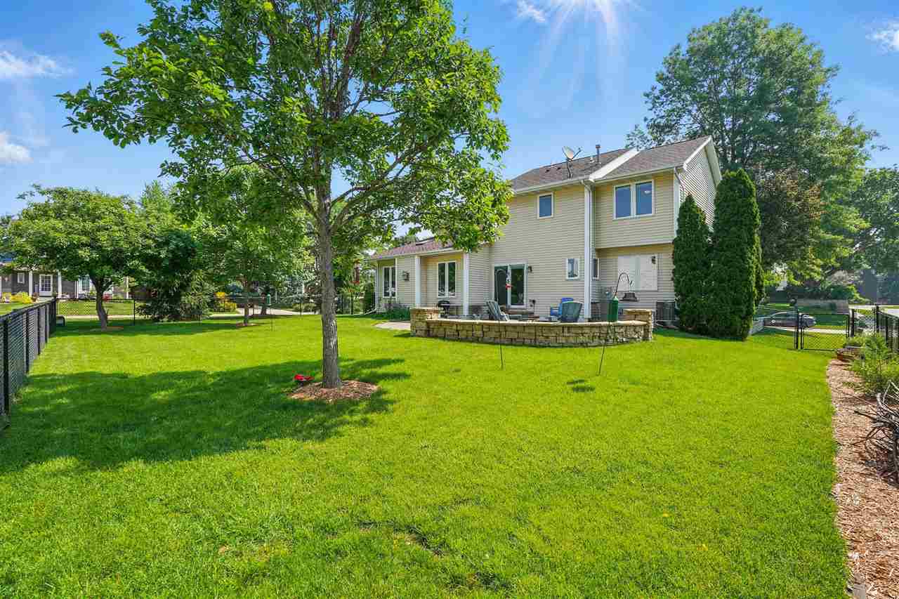 7025 Walden Road Northeast Cedar Rapids, IA 52402 - Photo 38 of 58 Gallery Image 38