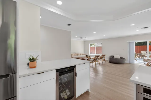 $15,000 | 802 Mallard Drive, Delray Beach, FL 33444