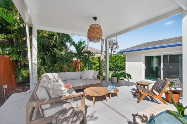 $15,000 | 802 Mallard Drive, Delray Beach, FL 33444