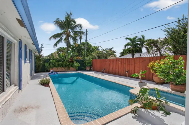 $15,000 | 802 Mallard Drive, Delray Beach, FL 33444