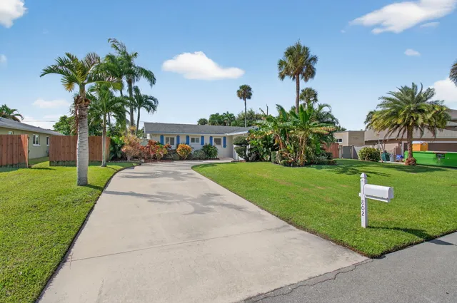 $15,000 | 802 Mallard Drive, Delray Beach, FL 33444