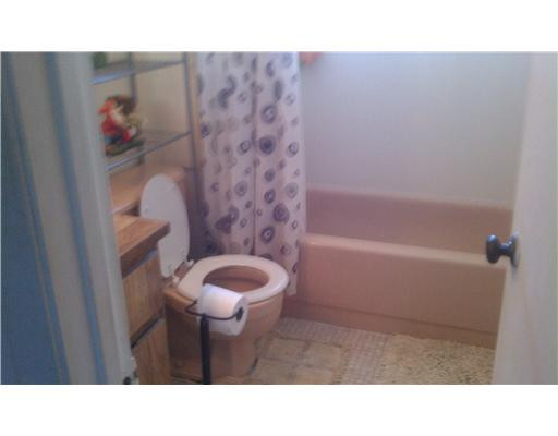 22273 Timberly Drive, Unit 57E Boca Raton, FL 33428 - Photo 5 of 10 Bathroom