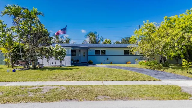 $715,000 | 8711 Southwest 191st Street, Cutler Bay, FL 33157