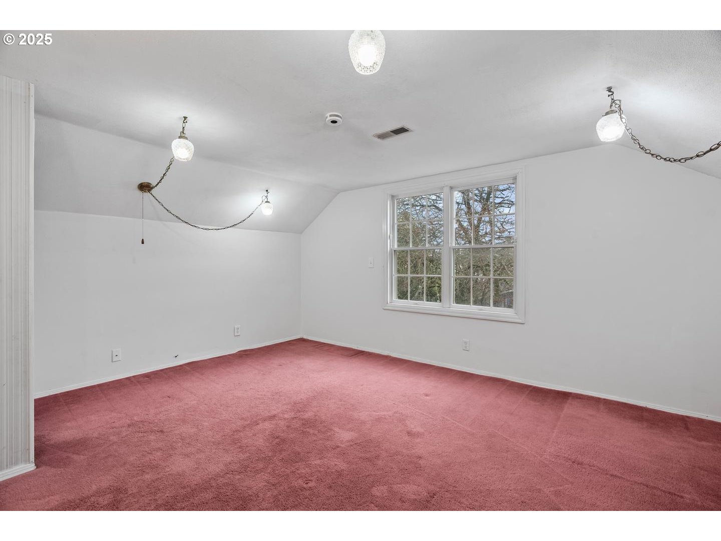 9311-9315 Southeast Grant Street Portland, OR 97216 - Photo 12 of 35