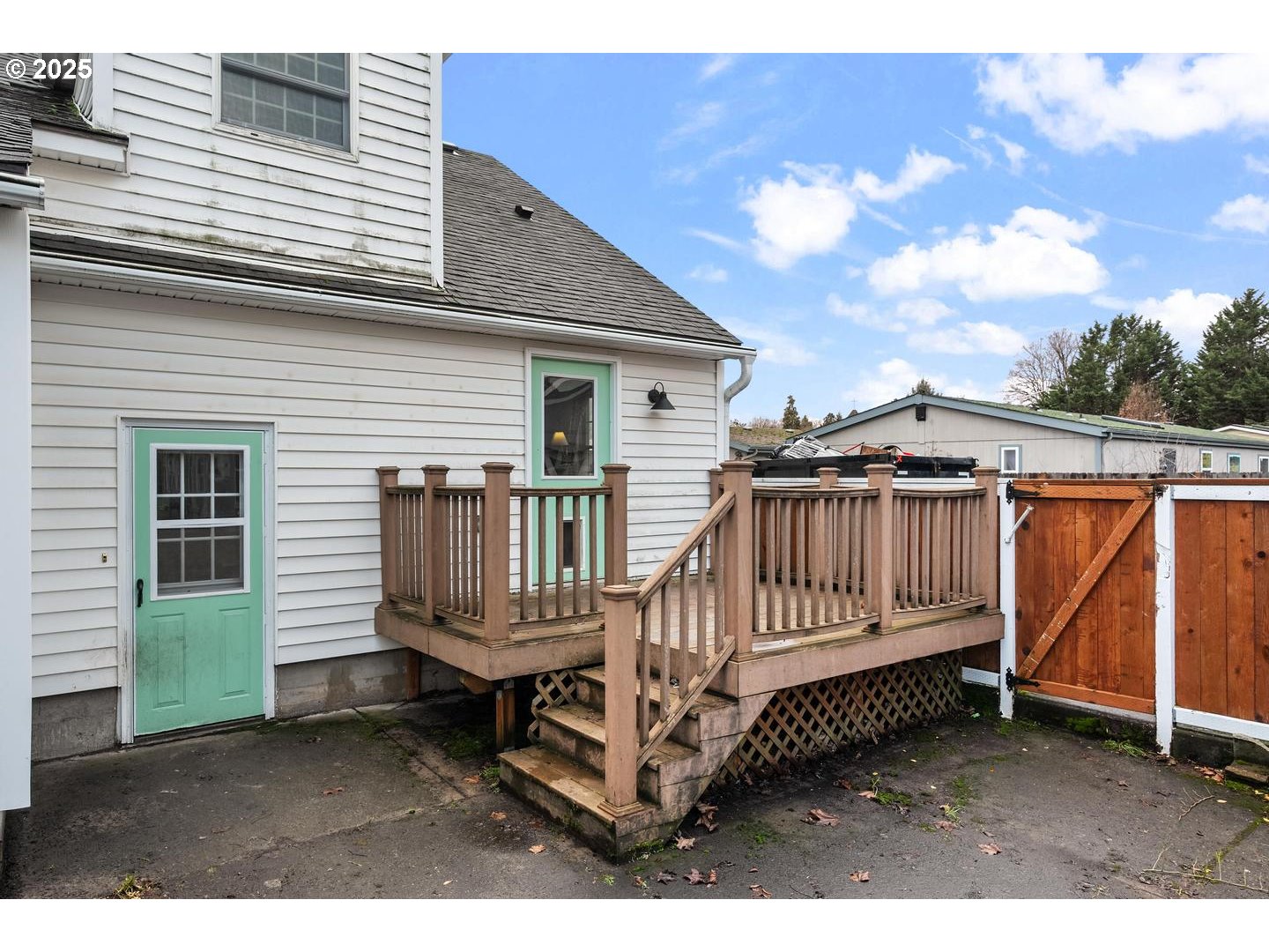 9311-9315 Southeast Grant Street Portland, OR 97216 - Photo 29 of 35