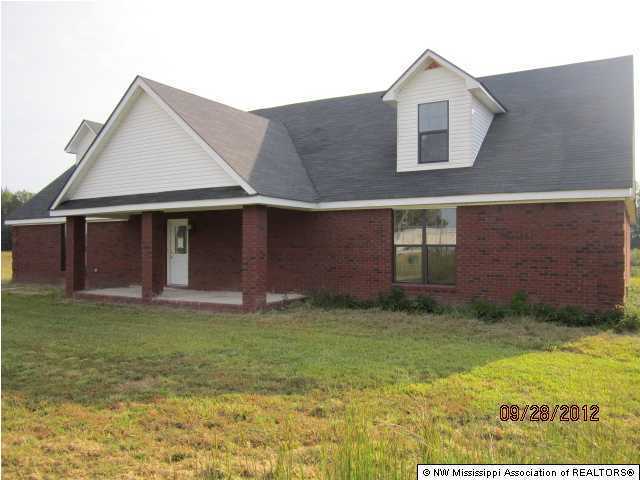 4672 Nash Road Batesville, MS 38606 - Photo 1 of 14 Primary Photo