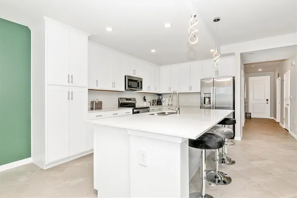 $1,900 | 17565 Opal Sand Drive, Unit 102, Venice, FL 34293