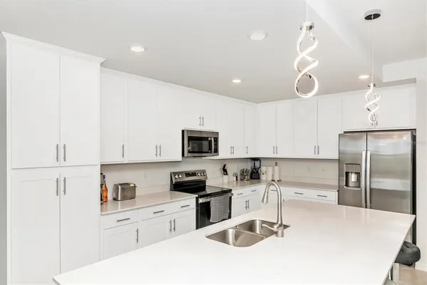 $1,900 | 17565 Opal Sand Drive, Unit 102, Venice, FL 34293