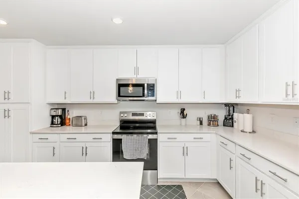 $1,900 | 17565 Opal Sand Drive, Unit 102, Venice, FL 34293