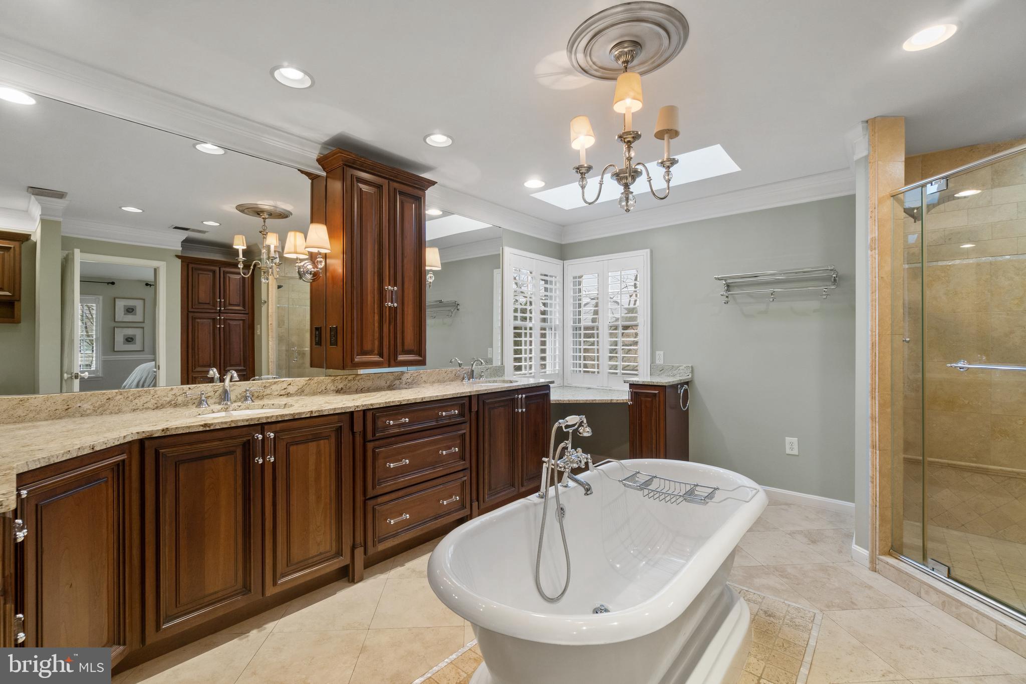 11276 Ridermark Row Columbia, MD 21044 - Photo 38 of 89 Primary Bathroom w/ Ceramic Tile & Skylight