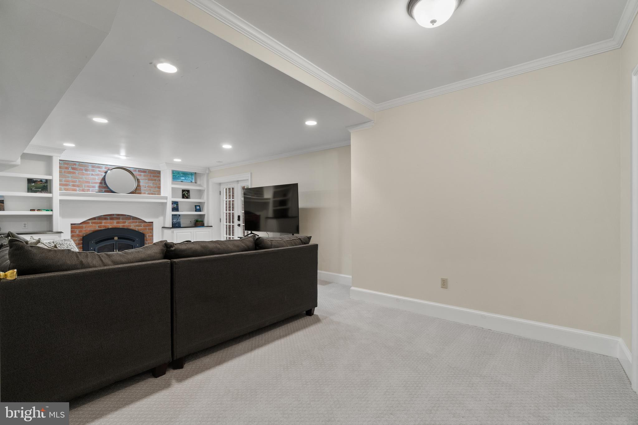 11276 Ridermark Row Columbia, MD 21044 - Photo 59 of 89 Rec Room w/Recessed Lighting