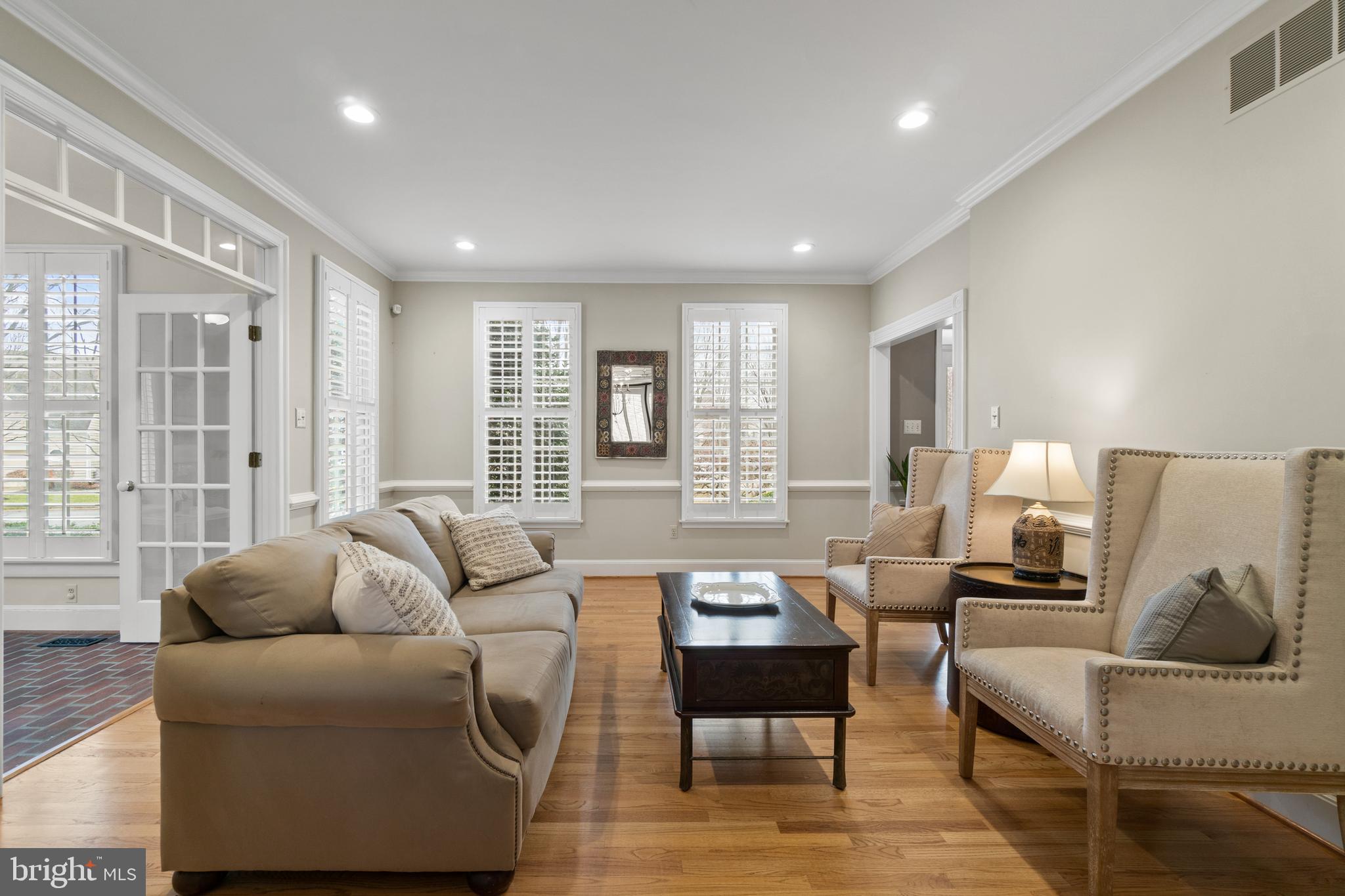 11276 Ridermark Row Columbia, MD 21044 - Photo 8 of 89 Living Room w/hardwood floors