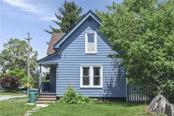$185,000 | 15413 Raymond Street, Maple Heights, OH 44137