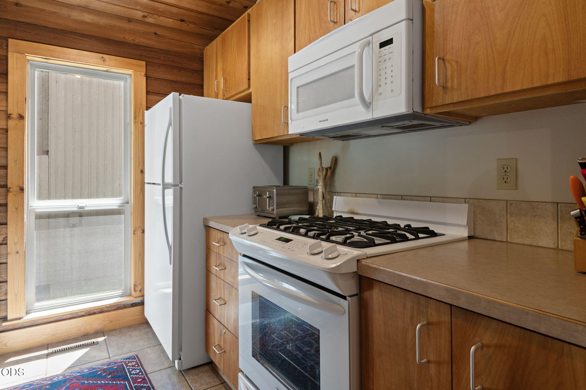 13569 Valerian, Unit AH3 Black Butte Ranch, OR 97759 - Photo 15 of 36