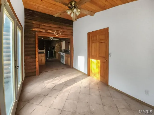 $245,000 | 8650 Girl Scout Road, Pevely, MO 63070