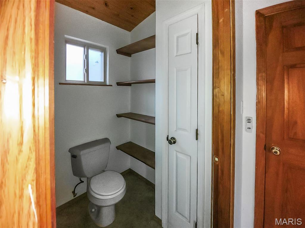 8650 Girl Scout Road Pevely, MO 63070 - Photo 16 of 32