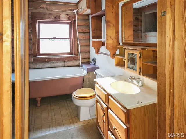 $245,000 | 8650 Girl Scout Road, Pevely, MO 63070