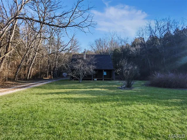 $245,000 | 8650 Girl Scout Road, Pevely, MO 63070