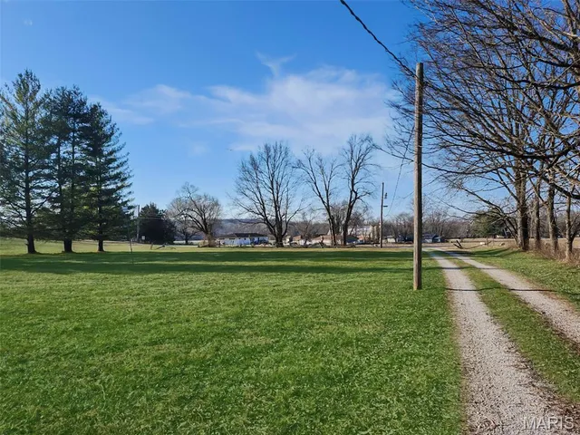 $245,000 | 8650 Girl Scout Road, Pevely, MO 63070