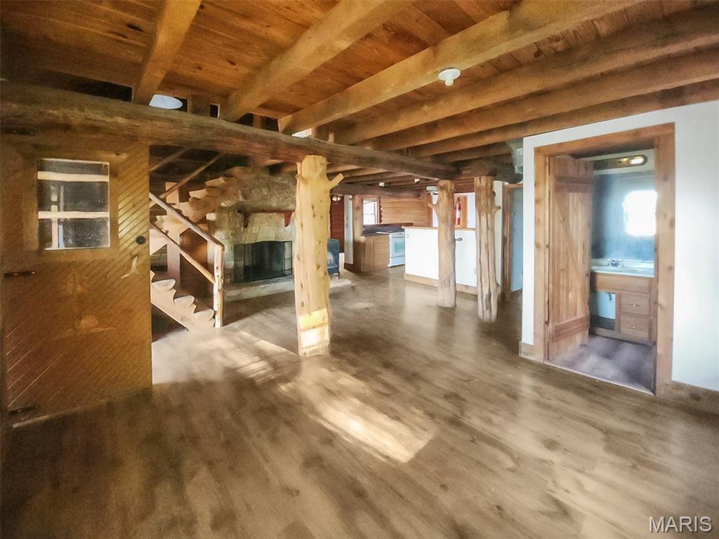 8650 Girl Scout Road Pevely, MO 63070 - Photo 4 of 32