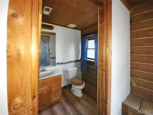 $245,000 | 8650 Girl Scout Road, Pevely, MO 63070