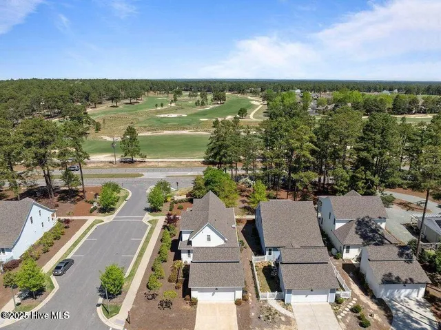 $2,750 | 285 Manning Square, Southern Pines, NC 28387