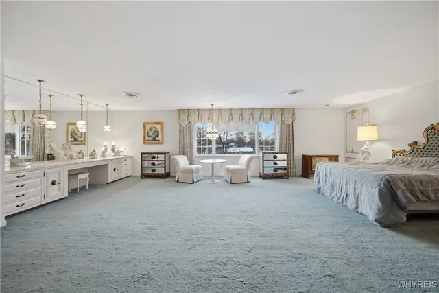 $599,000 | 1 Sargent Drive, Lockport City, NY 14094