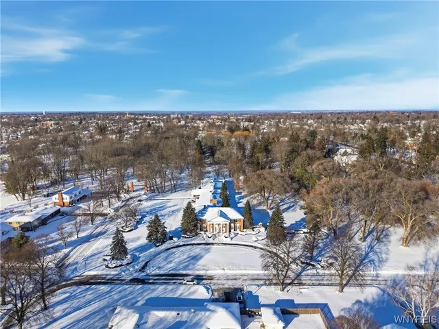 $599,000 | 1 Sargent Drive, Lockport City, NY 14094