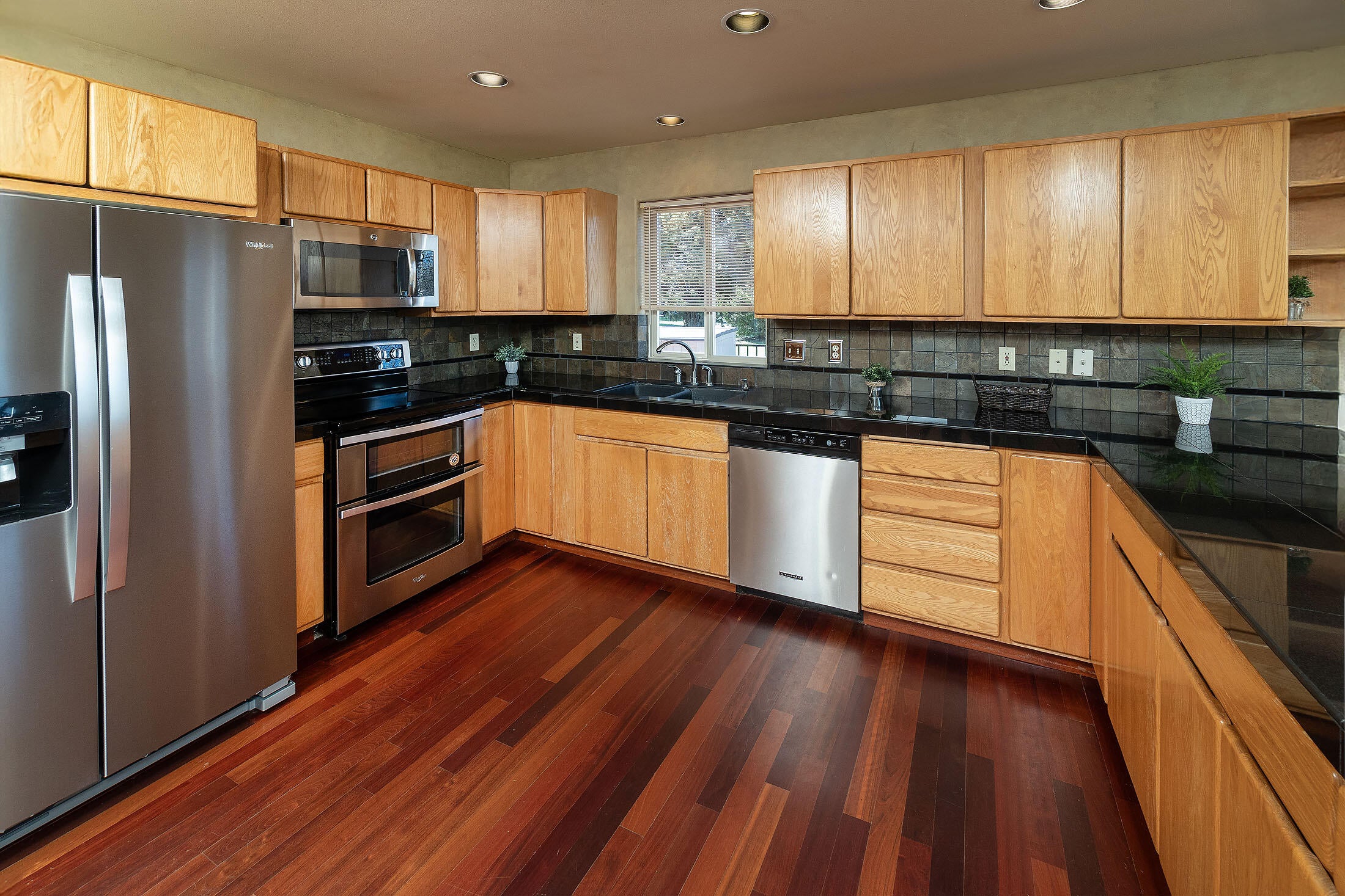 60359 Horse Butte Road Bend, OR 97702 - Photo 15 of 28 Kitchen with Stainless Appliances