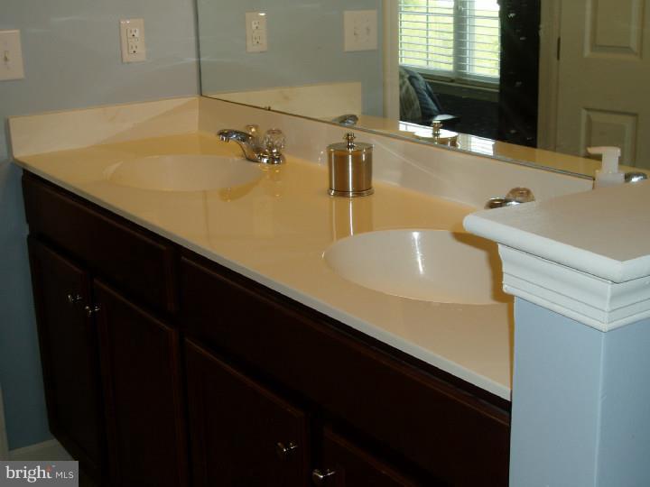 16 Buckeye Road Woolwich Township, NJ 08085 - Photo 15 of 23 Master Bathroom
