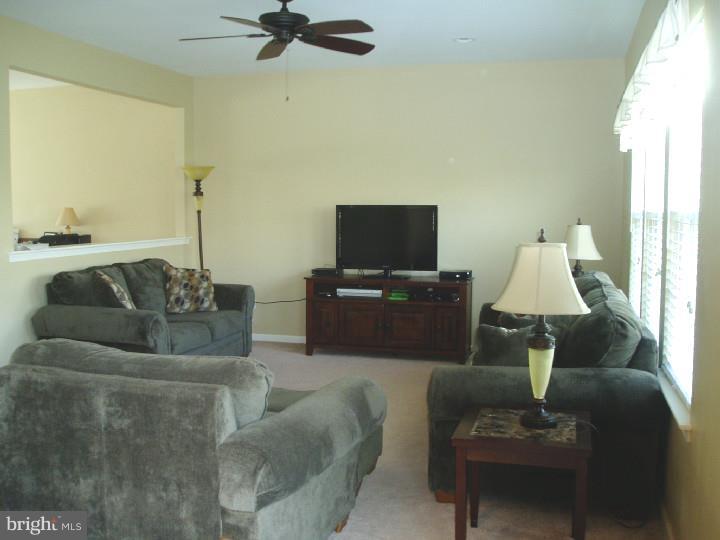 16 Buckeye Road Woolwich Township, NJ 08085 - Photo 6 of 23 Family Room